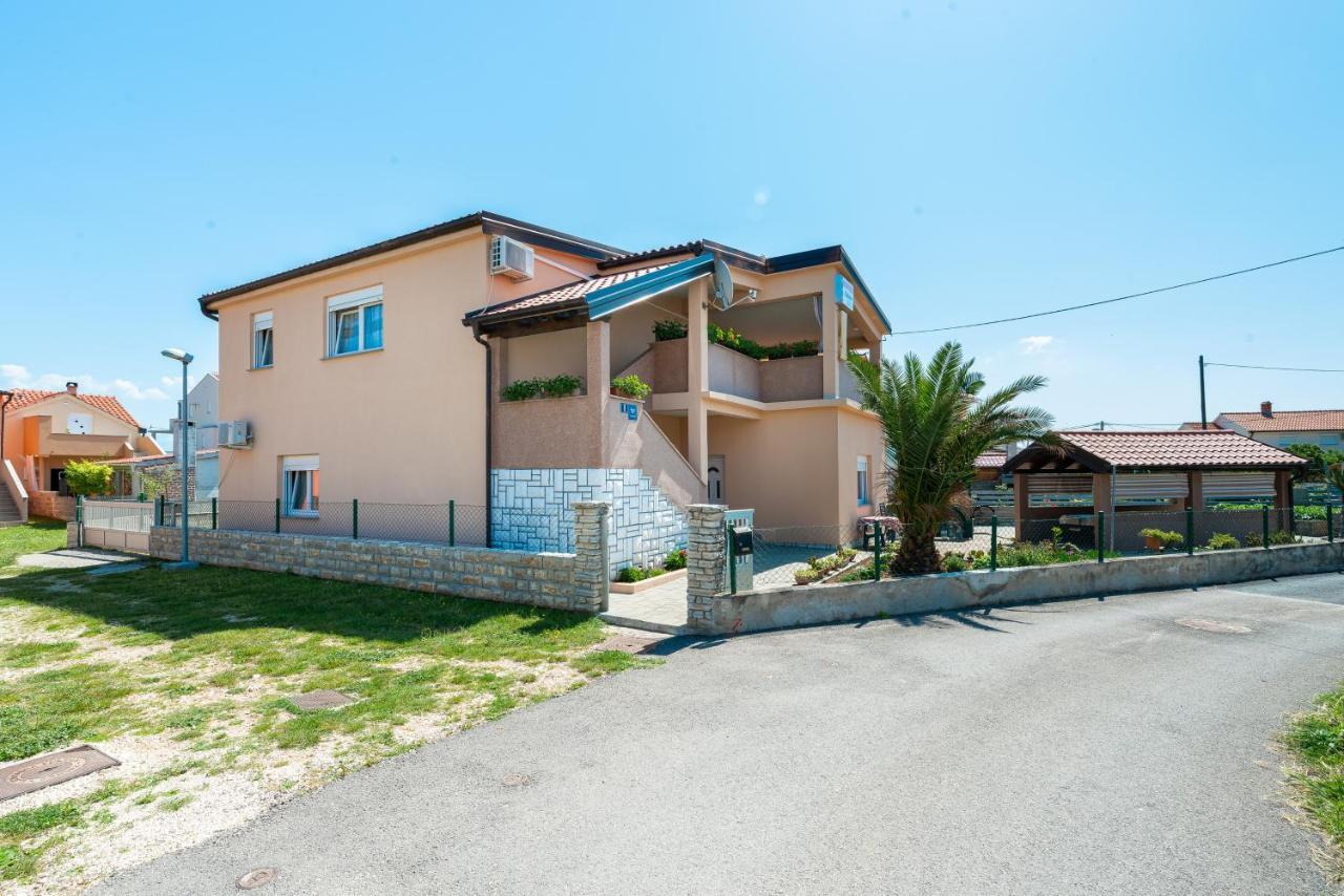 Apartments With A Parking Space Nin, Zadar - 19555 Экстерьер фото